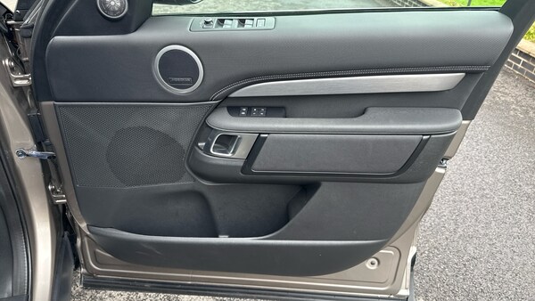 Used Land Rover Discovery 2021 for sale - 76219606: Photo 33