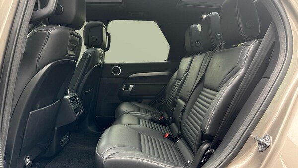 Used Land Rover Discovery 2021 for sale - 76219606: Photo 4