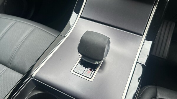 Used Land Rover Range Rover Evoque 2025 for sale - 75649649: Photo 13
