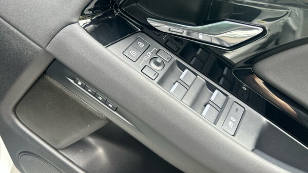 Used Land Rover Range Rover Evoque 2025 for sale - 75649649: Photo 49
