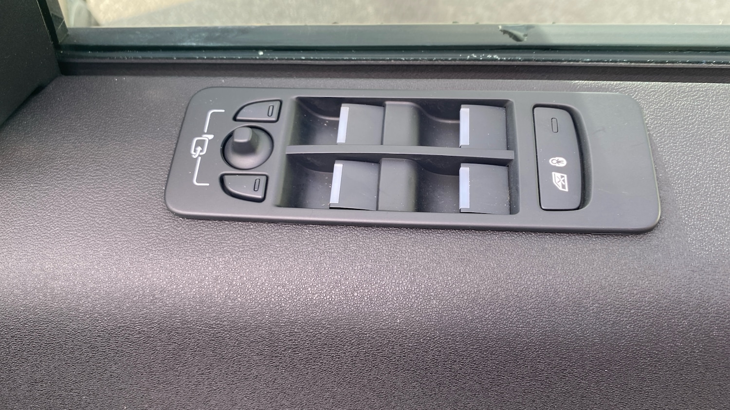 Used Land Rover Discovery Sport 2024 for sale - 76532073: Photo 29