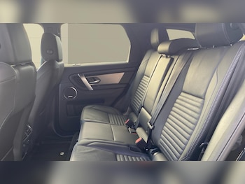 Used Land Rover Discovery Sport 2024 for sale - 76532073: Photo