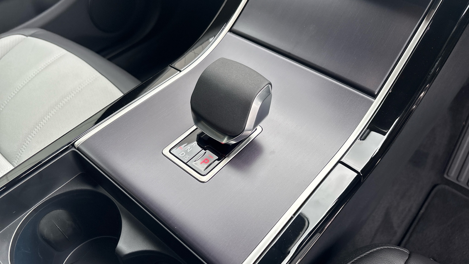 Used Land Rover Range Rover Evoque 2025 for sale - 78152915: Photo 13