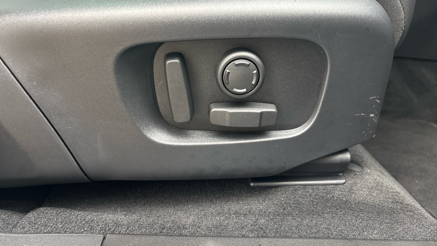 Used Land Rover Range Rover Evoque 2025 for sale - 78152915: Photo 37