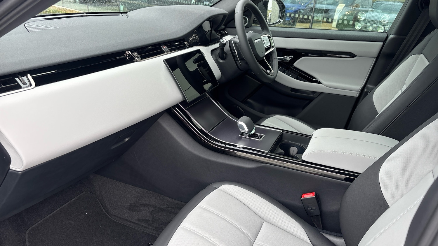 Used Land Rover Range Rover Evoque 2025 for sale - 78152915: Photo 44