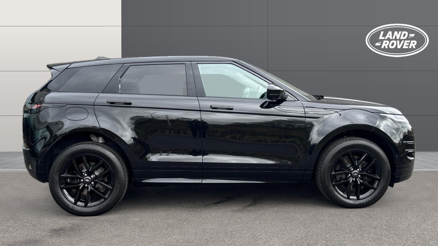 Used Land Rover Range Rover Evoque 2025 for sale - 78152915: Photo 5