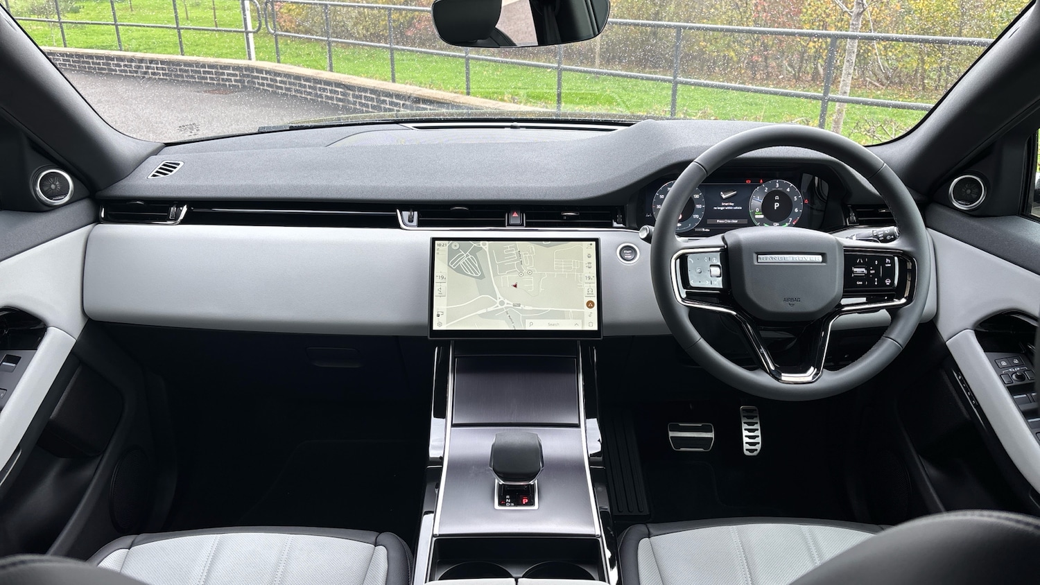 Used Land Rover Range Rover Evoque 2025 for sale - 78152915: Photo 9