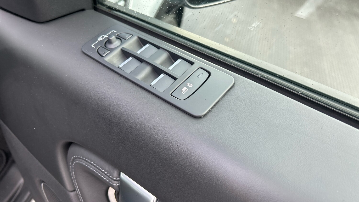 Used Land Rover Discovery Sport 2025 for sale - 76384869: Photo 52