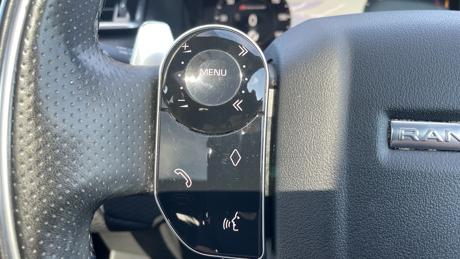 Used Land Rover Range Rover Velar 2020 for sale - 76494422: Photo 26