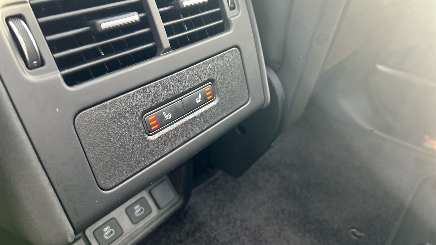 Used Land Rover Discovery 2025 for sale - 76892870: Photo 35