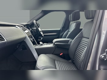 Used Land Rover Discovery 2025 for sale - 76892870: Photo