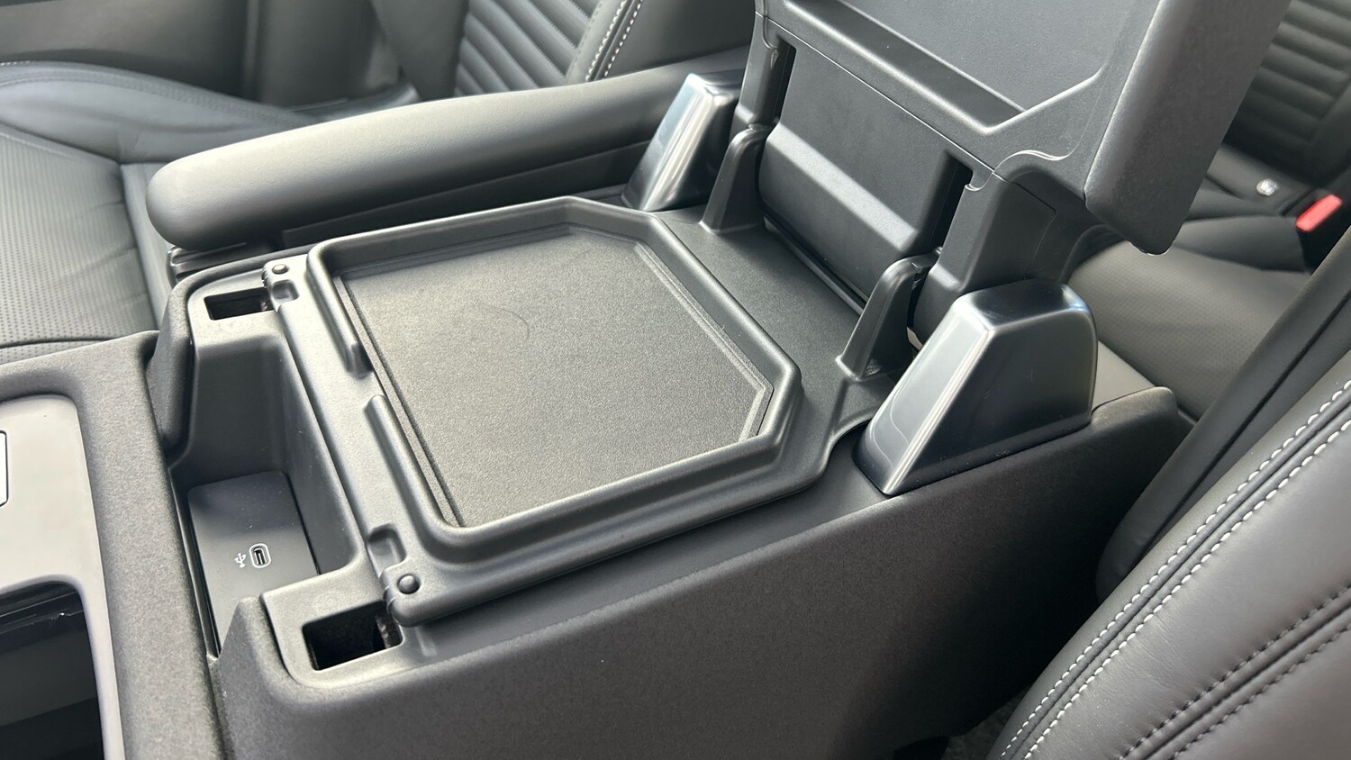 Used Land Rover Discovery 2025 for sale - 76892870: Photo 45