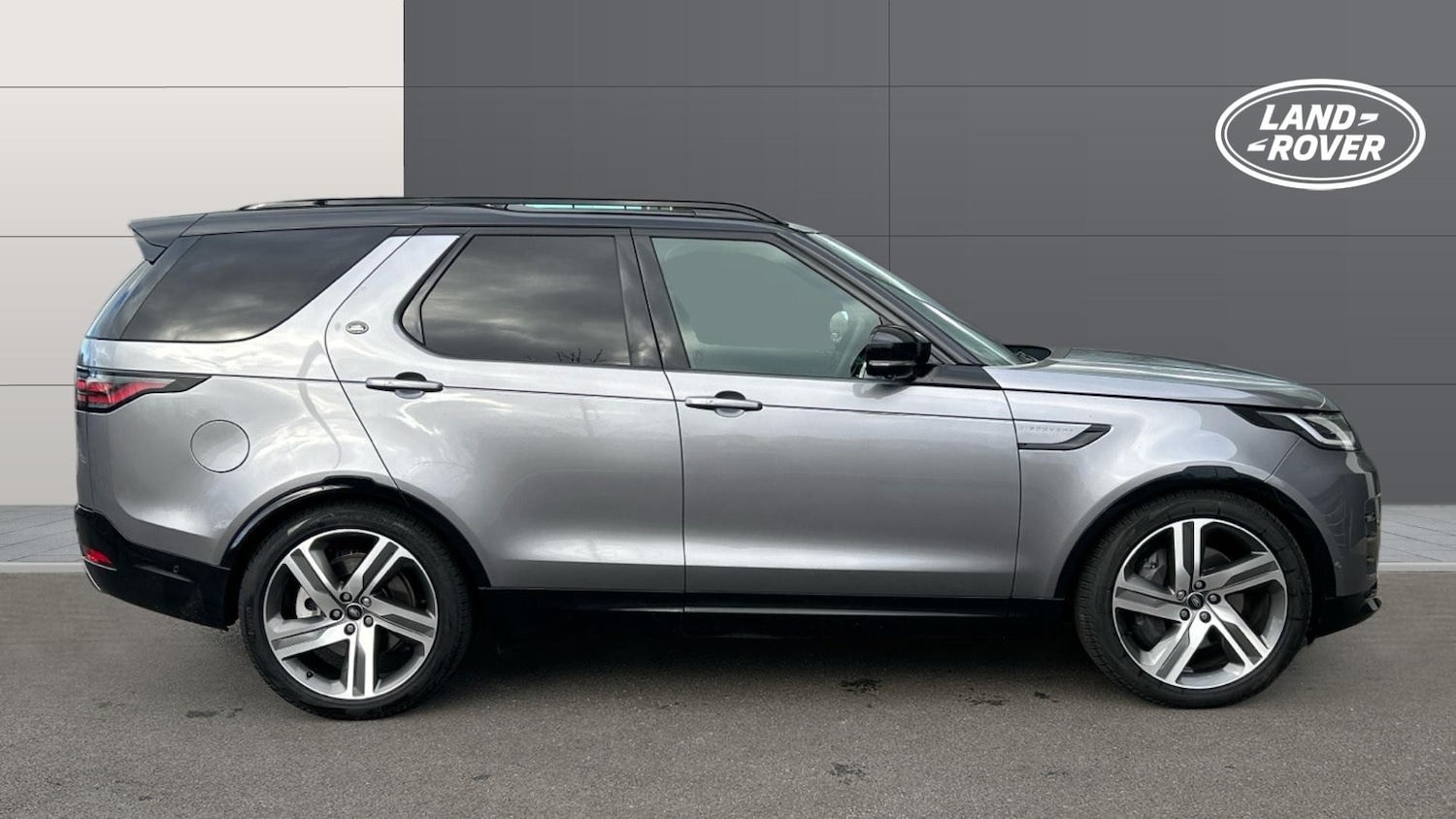 Used Land Rover Discovery 2025 for sale - 76892870: Photo 5