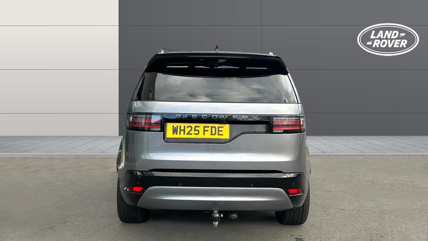 Used Land Rover Discovery 2025 for sale - 76892870: Photo 6