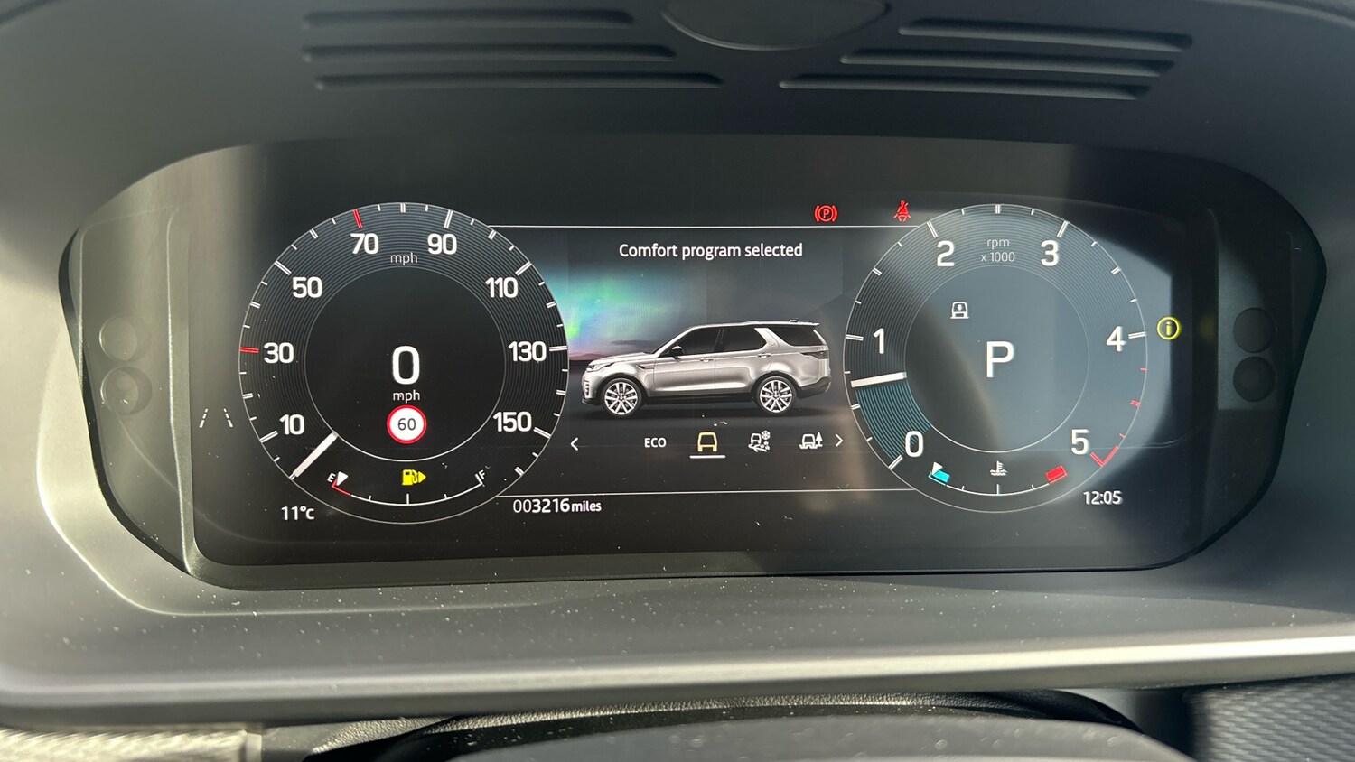 Used Land Rover Discovery 2025 for sale - 76892870: Photo 62