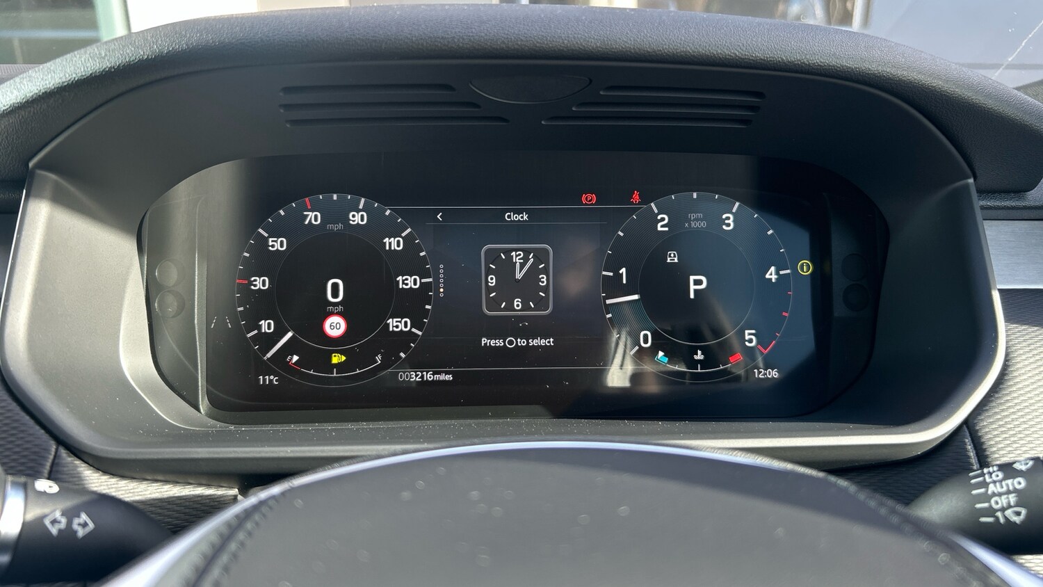 Used Land Rover Discovery 2025 for sale - 76892870: Photo 74