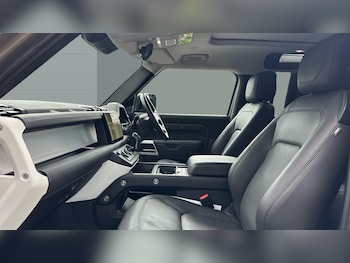 Used Land Rover Defender 2023 for sale - 78092568: Photo