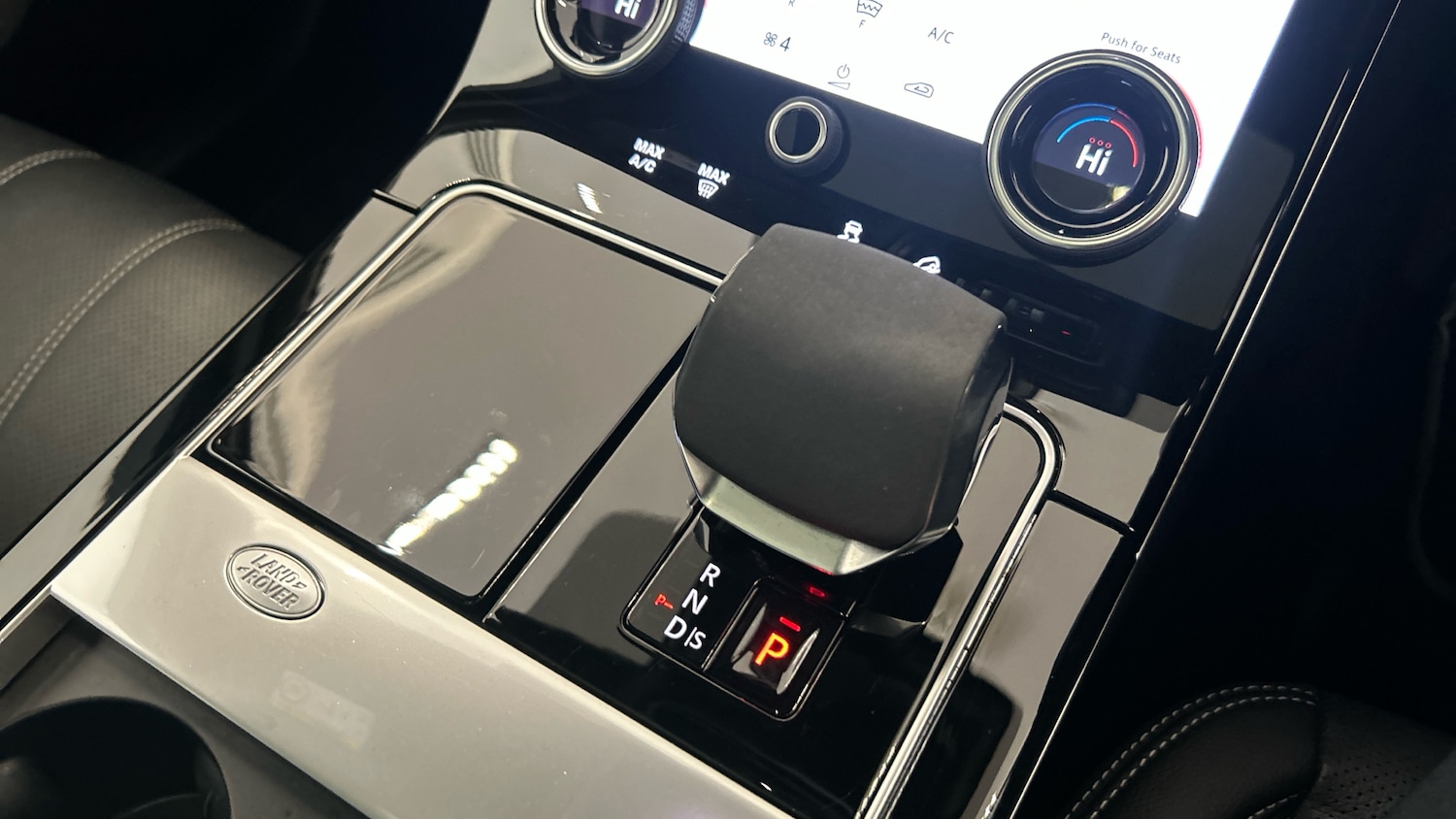 Used Land Rover Range Rover Velar 2022 for sale - 76904873: Photo 13