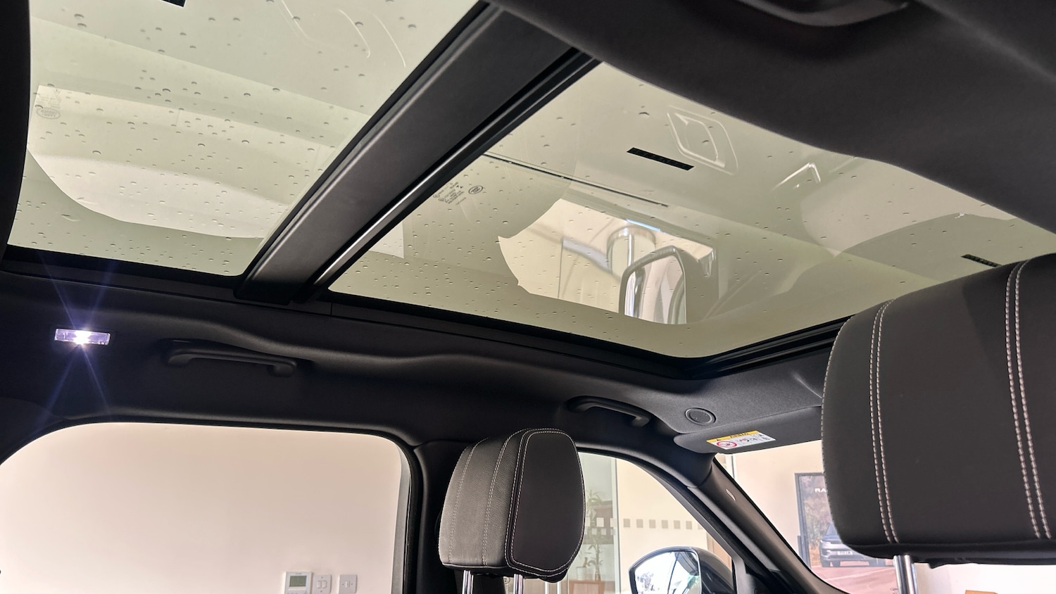 Used Land Rover Range Rover Velar 2022 for sale - 76904873: Photo 30