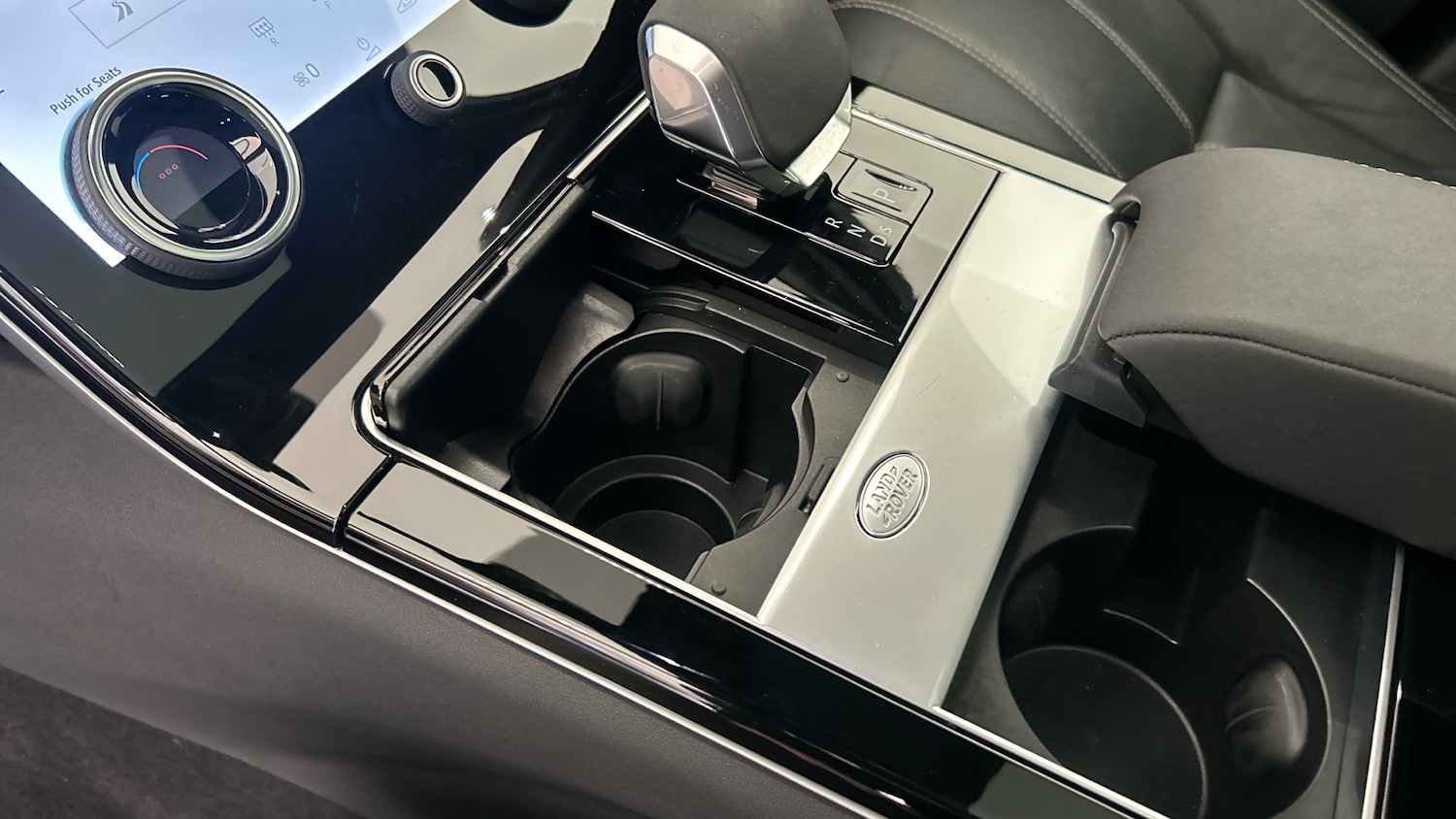 Used Land Rover Range Rover Velar 2022 for sale - 76904873: Photo 44