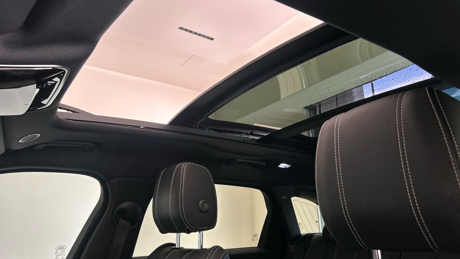 Used Land Rover Range Rover Velar 2022 for sale - 76904873: Photo 46