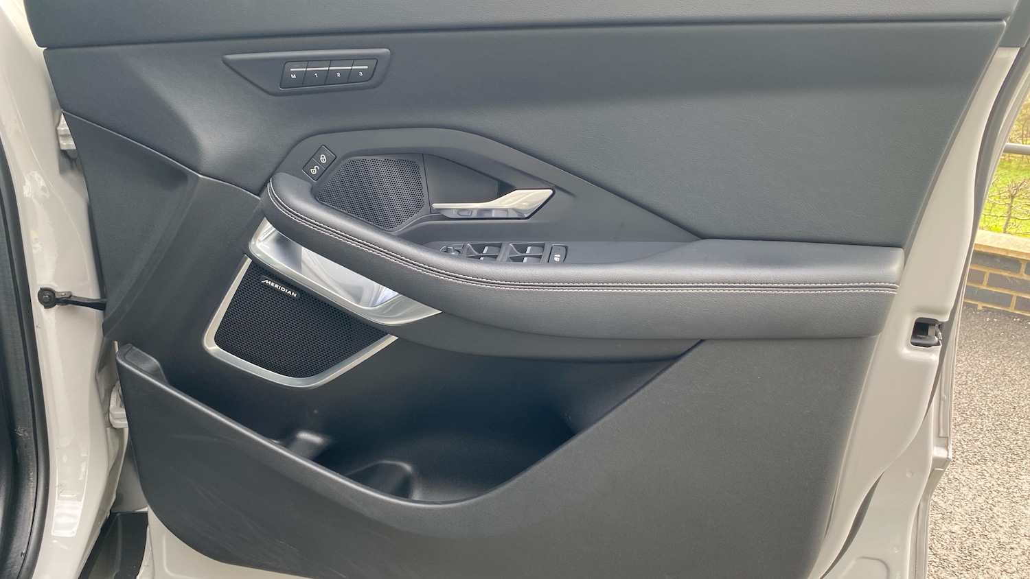 Used Jaguar E-Pace 2020 for sale - 77812844: Photo 28