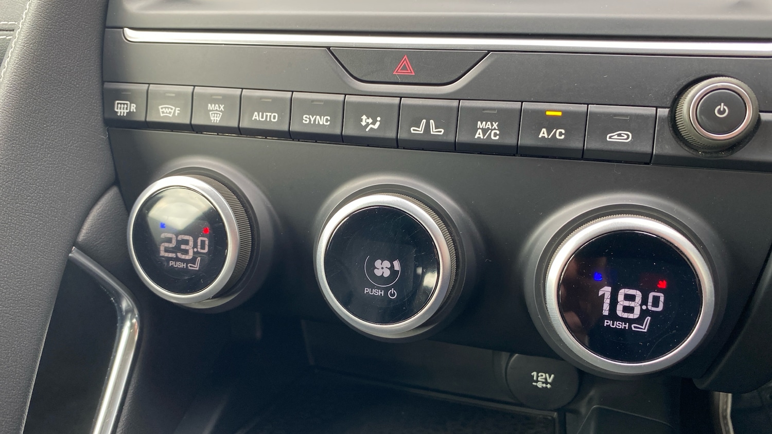 Used Jaguar E-Pace 2020 for sale - 77812844: Photo 51