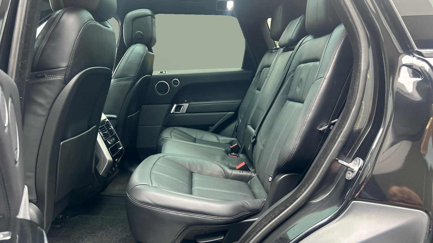 Used Land Rover Range Rover Sport 2022 for sale - 77619742: Photo 4