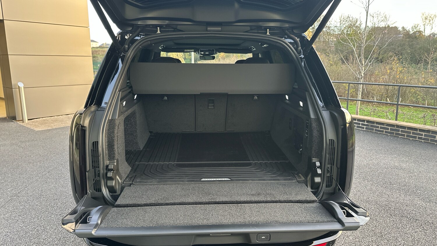 Used Land Rover Range Rover 2025 for sale - 78152909: Photo 10