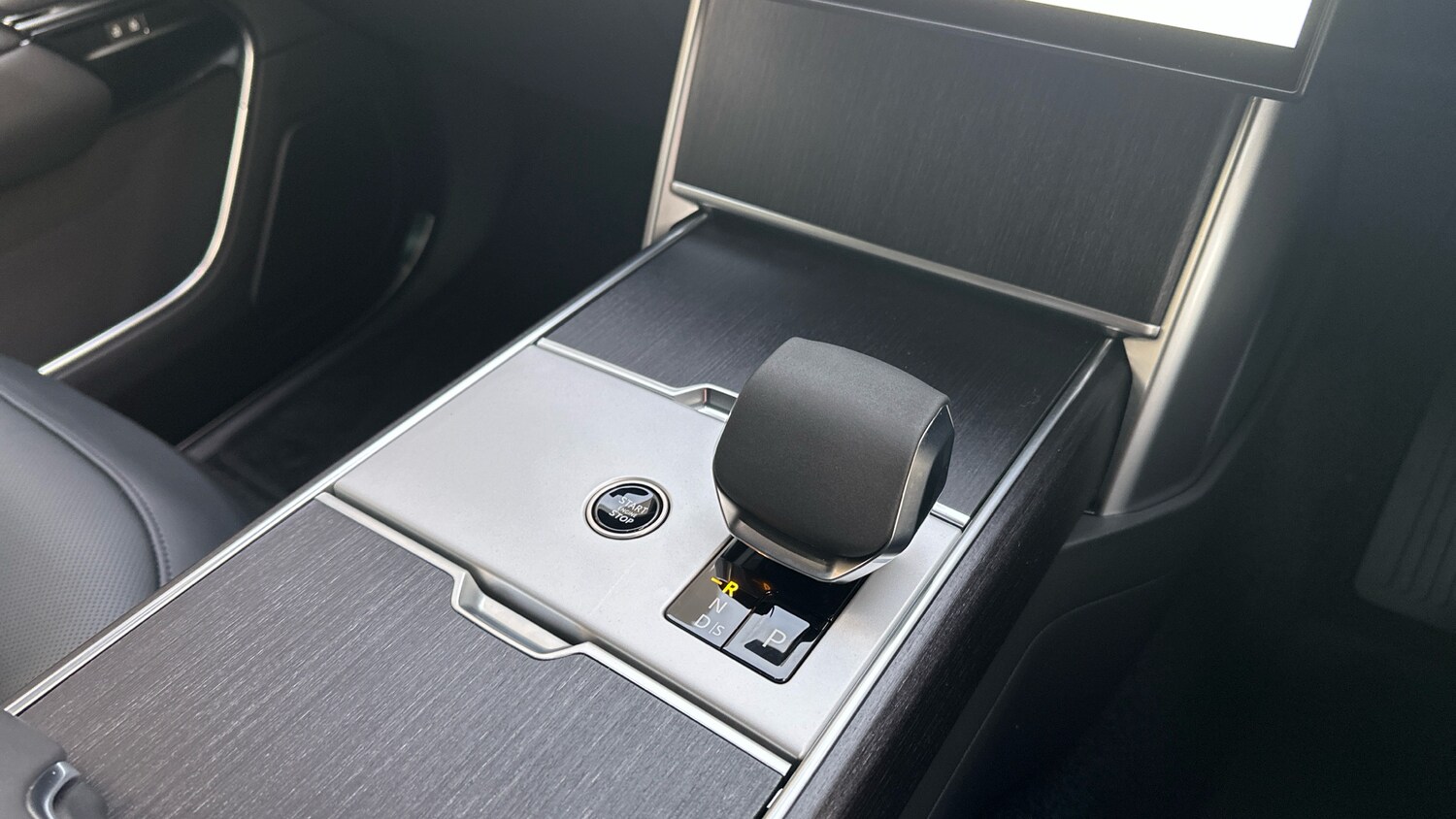 Used Land Rover Range Rover 2025 for sale - 78152909: Photo 13