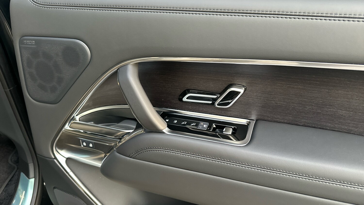 Used Land Rover Range Rover 2025 for sale - 78152909: Photo 40