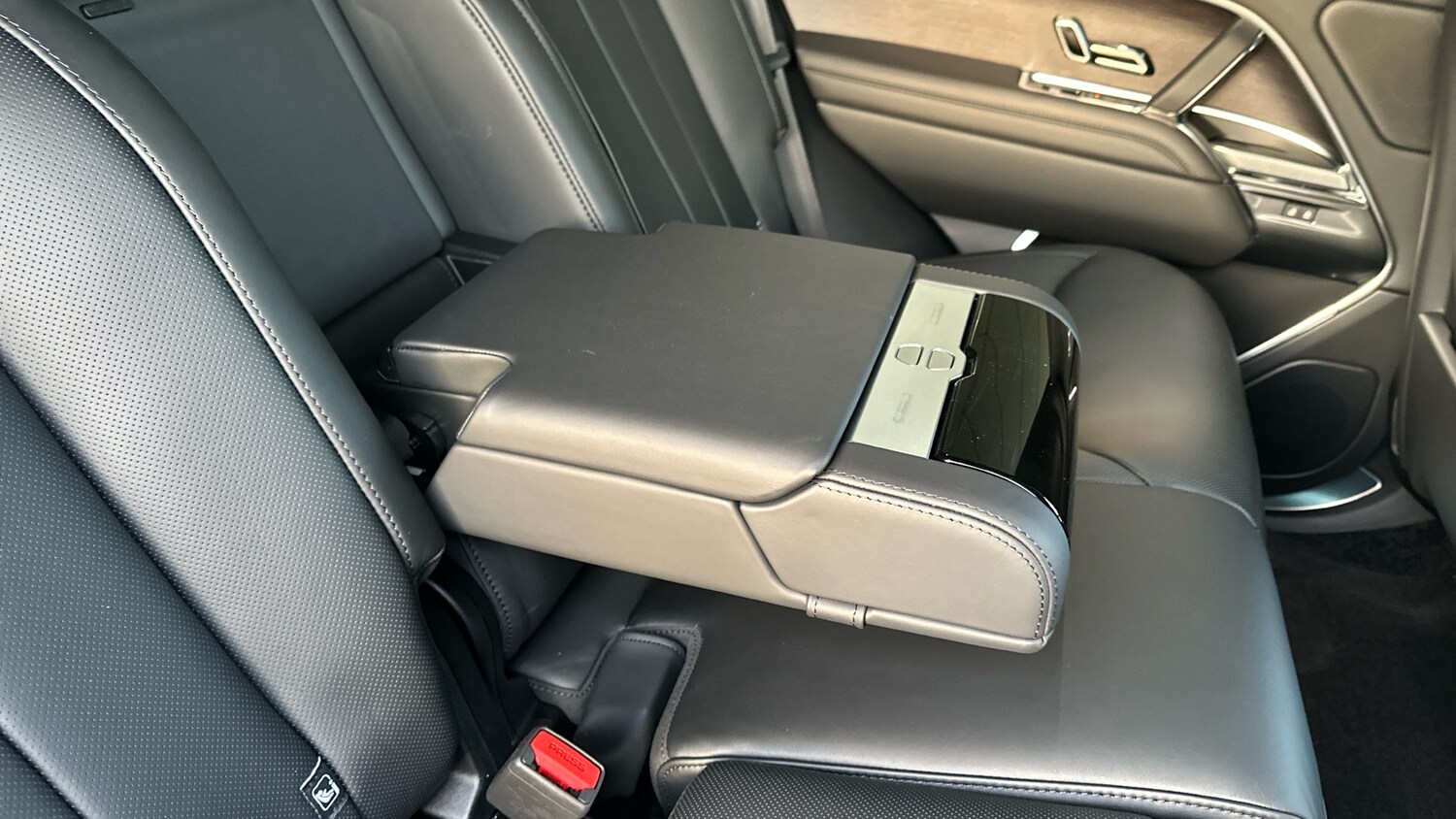 Used Land Rover Range Rover 2025 for sale - 78152909: Photo 44