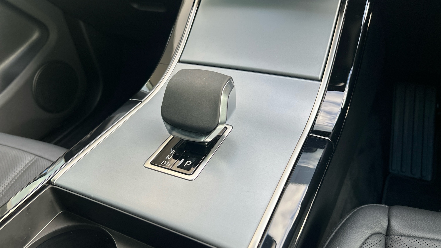 Used Land Rover Range Rover Evoque 2025 for sale - 76882305: Photo 13