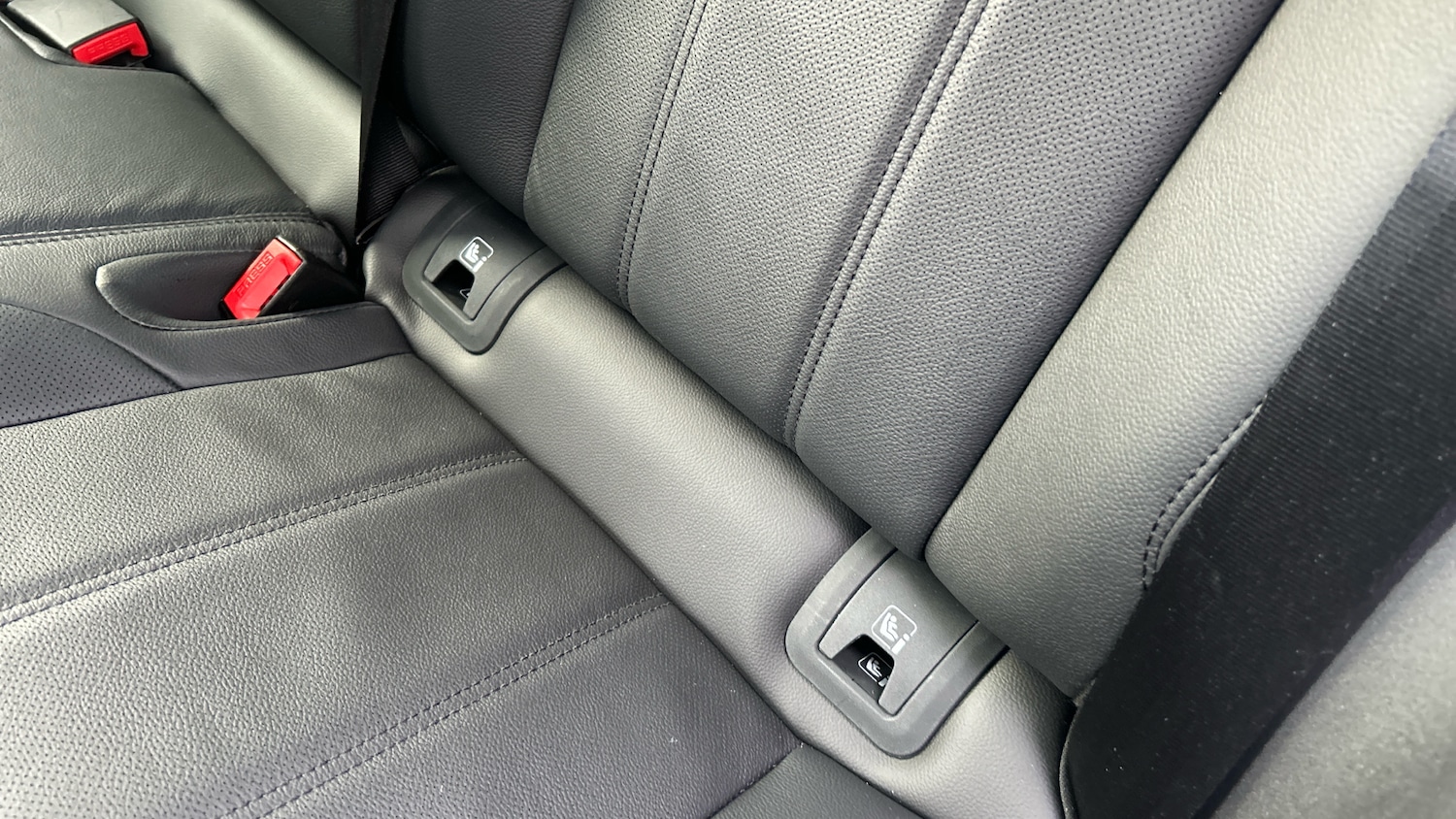 Used Land Rover Range Rover Evoque 2025 for sale - 76882305: Photo 31