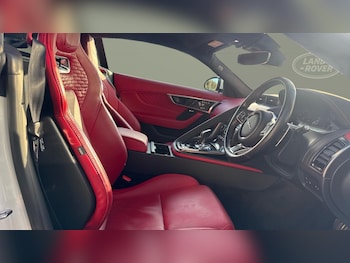 Used Jaguar F-Type 2019 for sale - 77639081: Photo