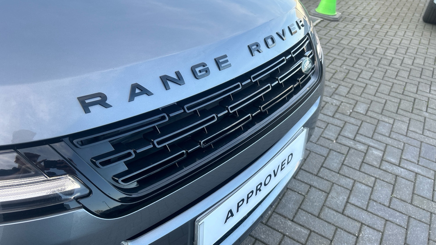 Used Land Rover Range Rover Evoque 2025 for sale - 77639082: Photo 20