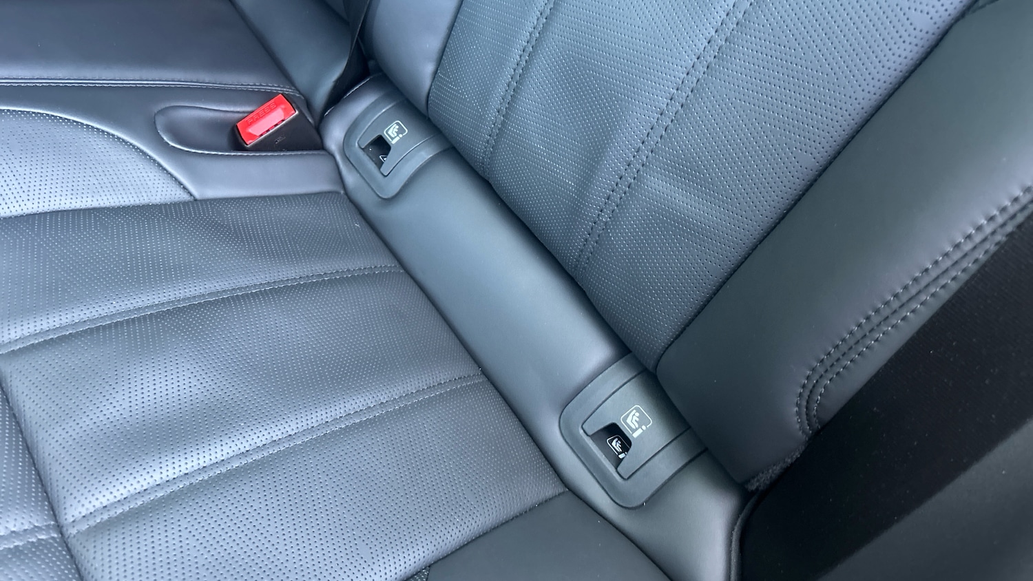 Used Land Rover Range Rover Evoque 2025 for sale - 77639082: Photo 36