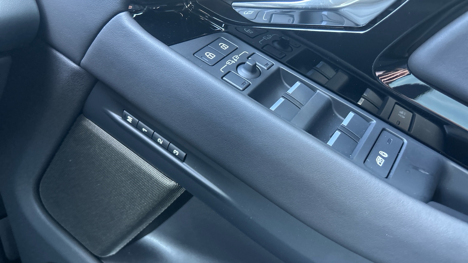 Used Land Rover Range Rover Evoque 2025 for sale - 77639082: Photo 55