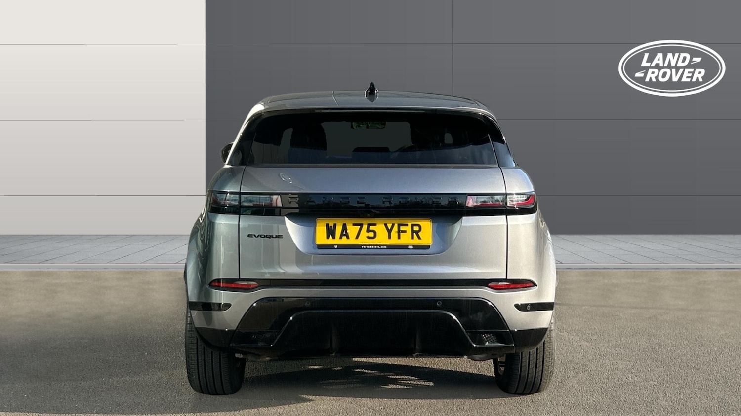 Used Land Rover Range Rover Evoque 2025 for sale - 77639082: Photo 6