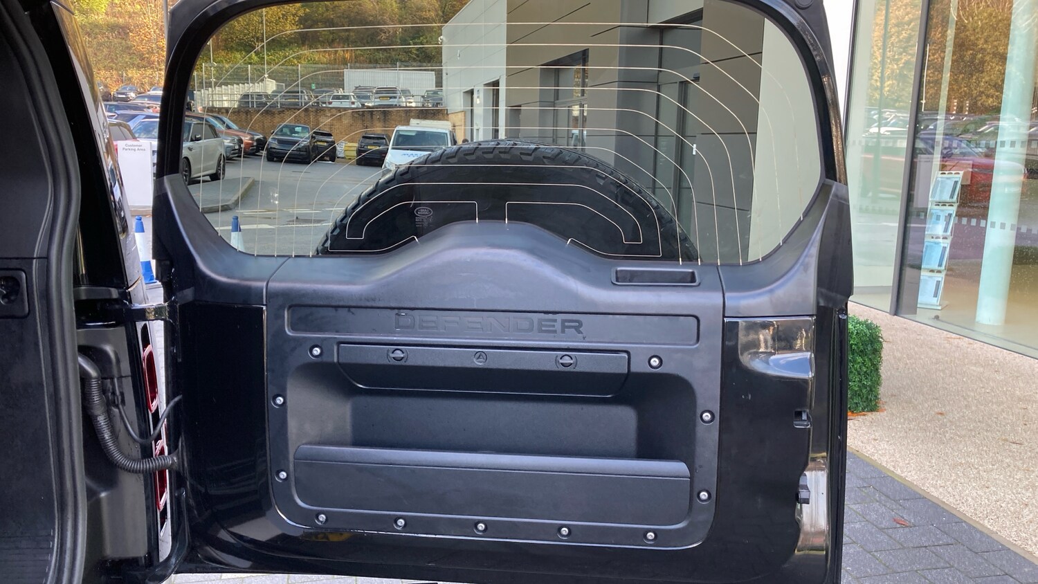 Used Land Rover Defender 2024 for sale - 76565297: Photo 24