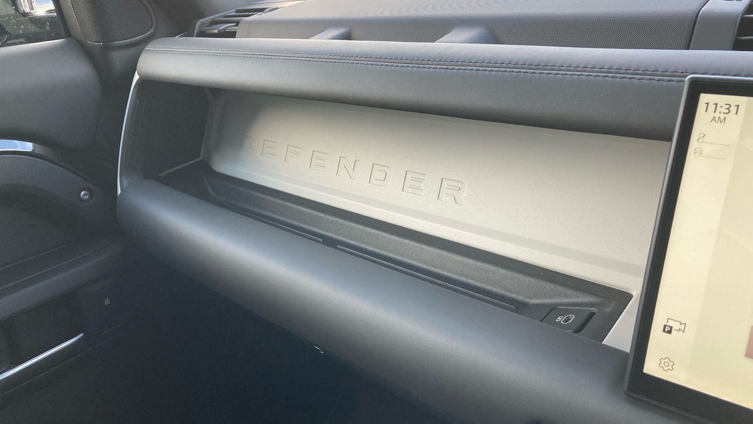 Used Land Rover Defender 2024 for sale - 76565297: Photo 34