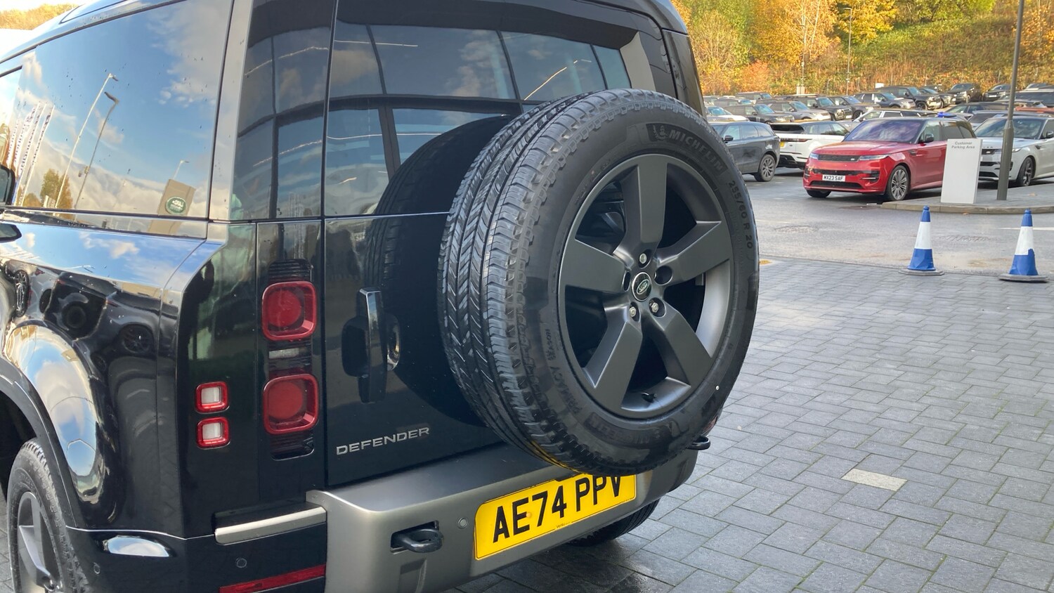 Used Land Rover Defender 2024 for sale - 76565297: Photo 41