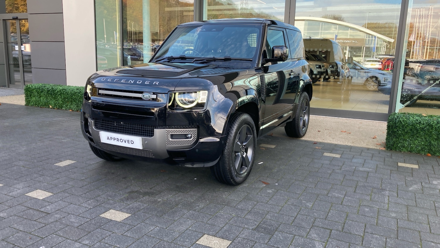 Used Land Rover Defender 2024 for sale - 76565297: Photo 42