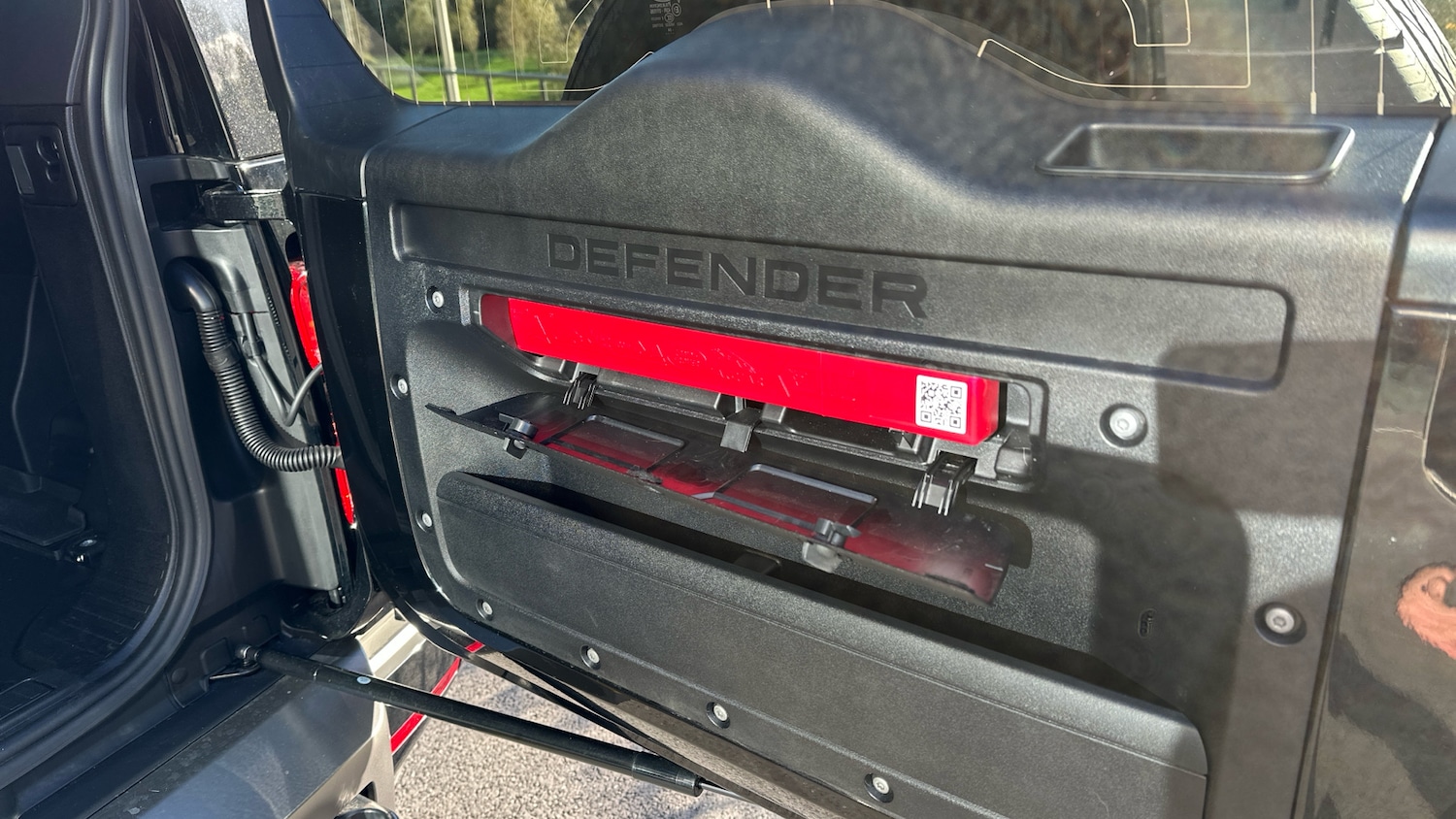 Used Land Rover Defender 2024 for sale - 76565297: Photo 52