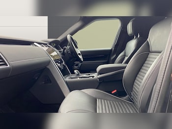 Used Land Rover Discovery 2023 for sale - 78092562: Photo