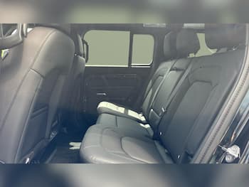 Used Land Rover Defender 2026 for sale - 79758846: Photo