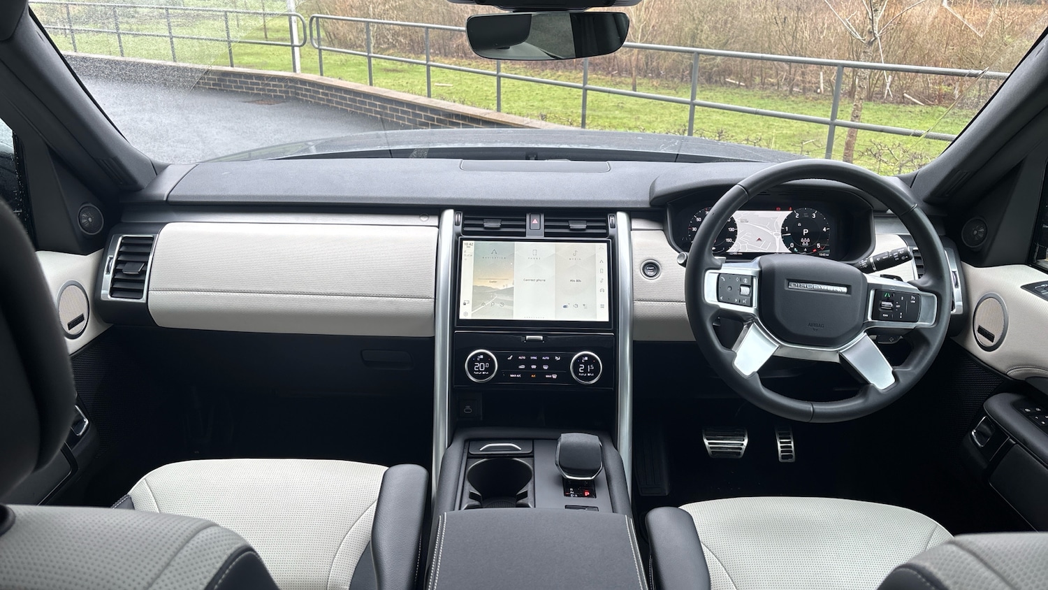 Used Land Rover Discovery 2024 for sale - 77450289: Photo 9