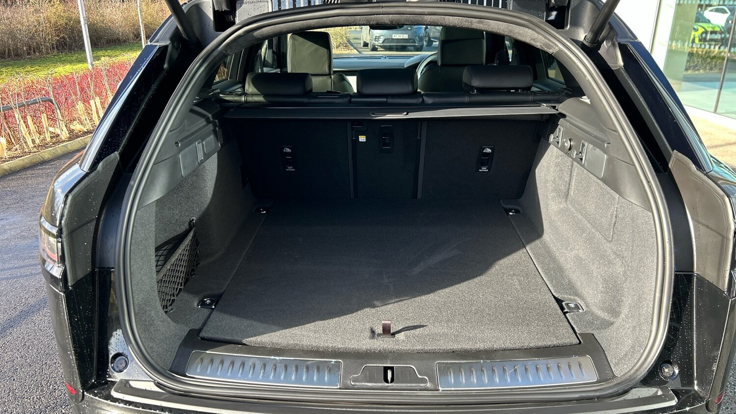 Used Land Rover Range Rover Velar 2025 for sale - 76862236: Photo 10