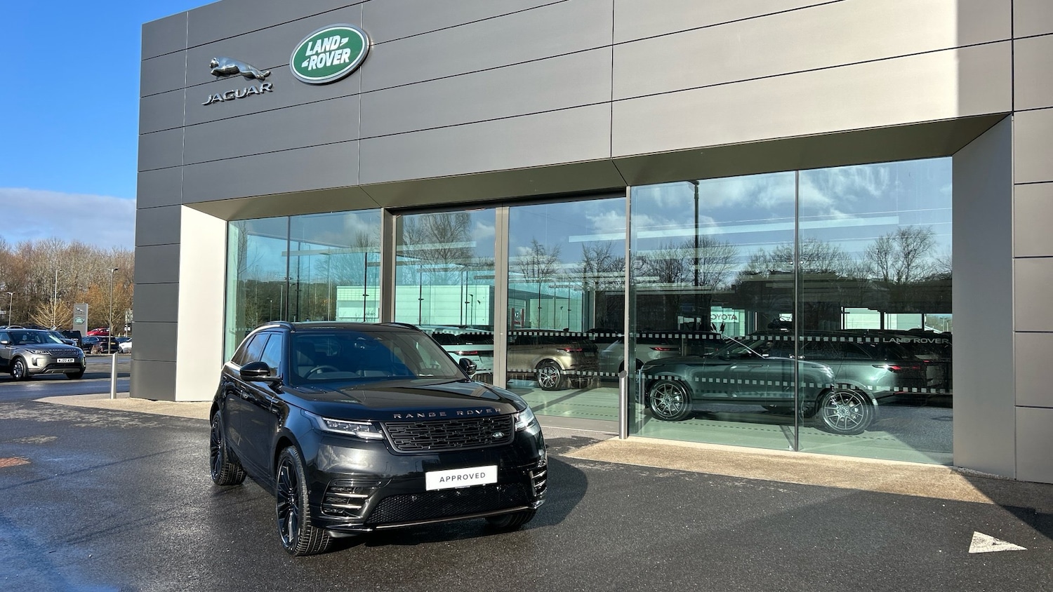 Used Land Rover Range Rover Velar 2025 for sale - 76862236: Photo 23