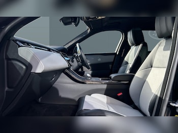 Used Land Rover Range Rover Velar 2025 for sale - 76862236: Photo